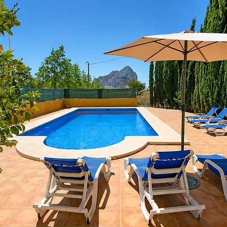 Villa Confortable At Only 100 Meter From The Beach, Supermarkets And The Restaurants *
